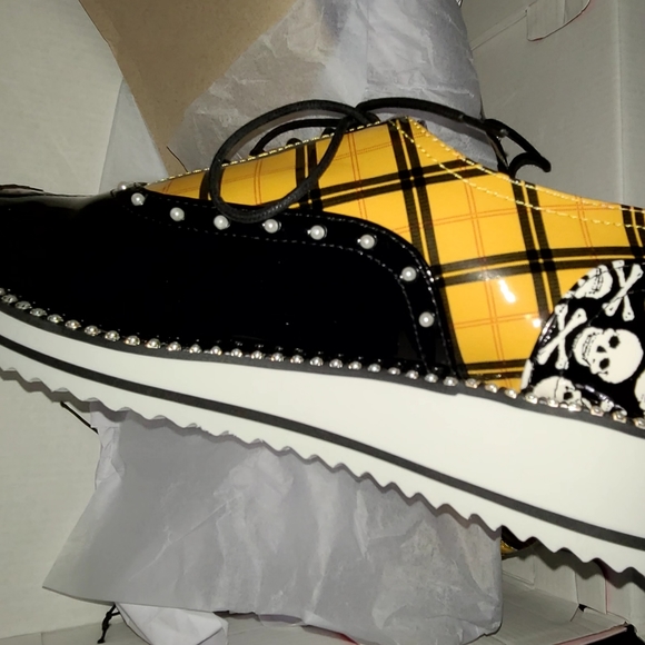 New Betsey Johnson Chunky Oxford Limited-Edition Plaid Sneaker Size 8.5 ❤ - Picture 7 of 10